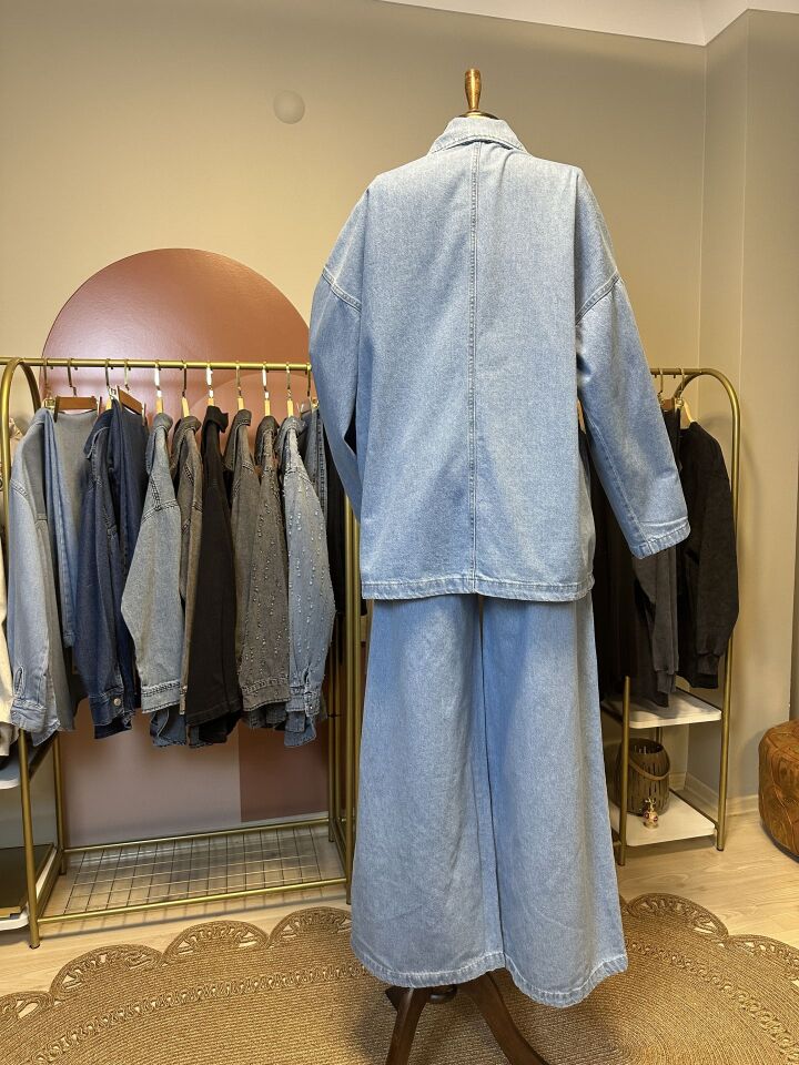 Gold Düğmeli Denim Takım