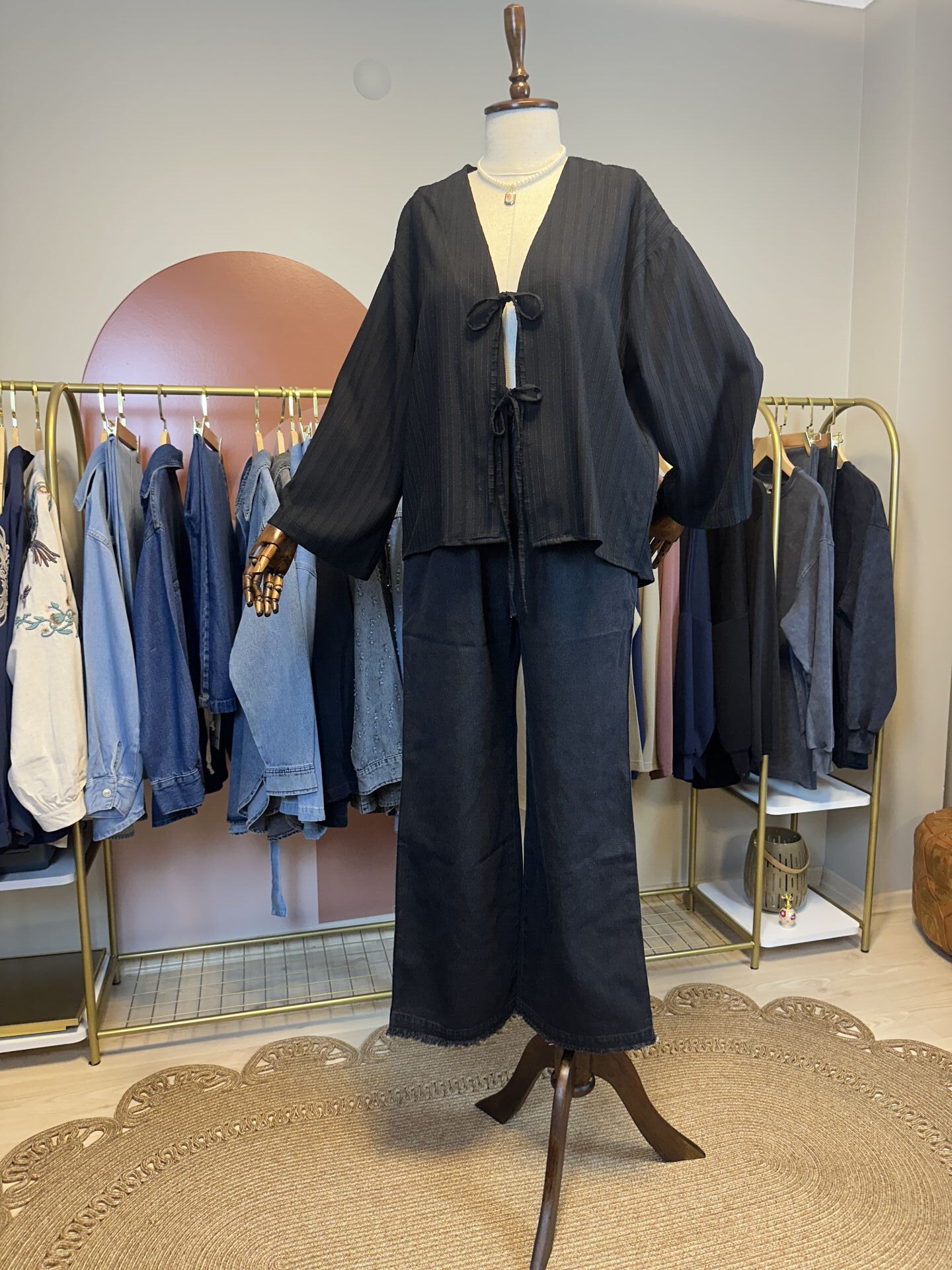 Velura Collection - Dökümlü Bluz
