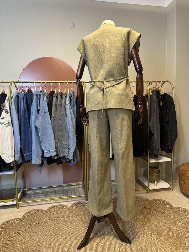 Velura Collection - Haki Düğme Detaylı Kruvaze Kesim - Yelek